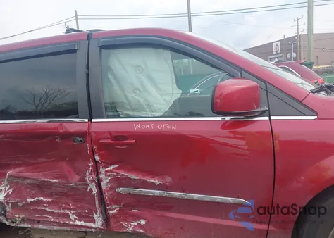 2016 Chrysler Town & Country Touring from USA, damaged, VIN 2C4RC1BG7GR230715